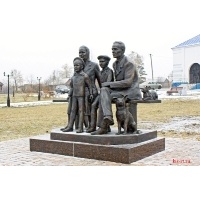 Открытие памятника крестьянской семье в Красной Звезде_9